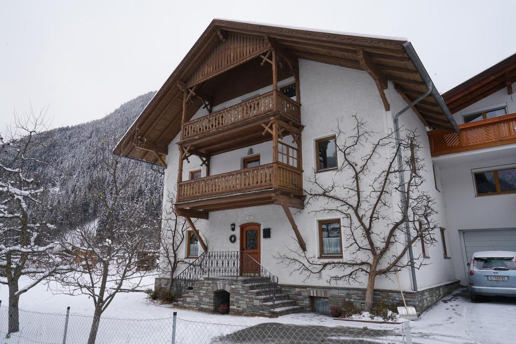 Haus Ruetzbach Lägenhet Neustift im Stubaital Exteriör bild