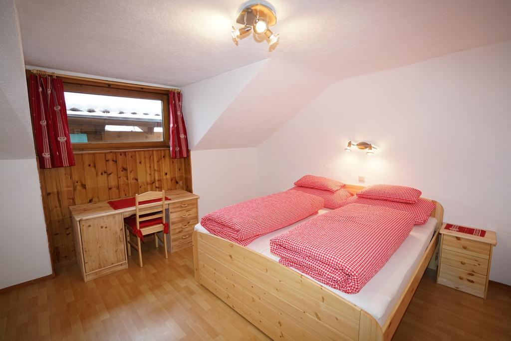 Haus Ruetzbach Lägenhet Neustift im Stubaital Exteriör bild